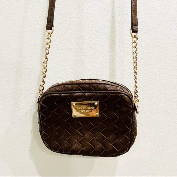Michael Kors 6 inch Crossbody Woven Purse - Picture 5 of 10